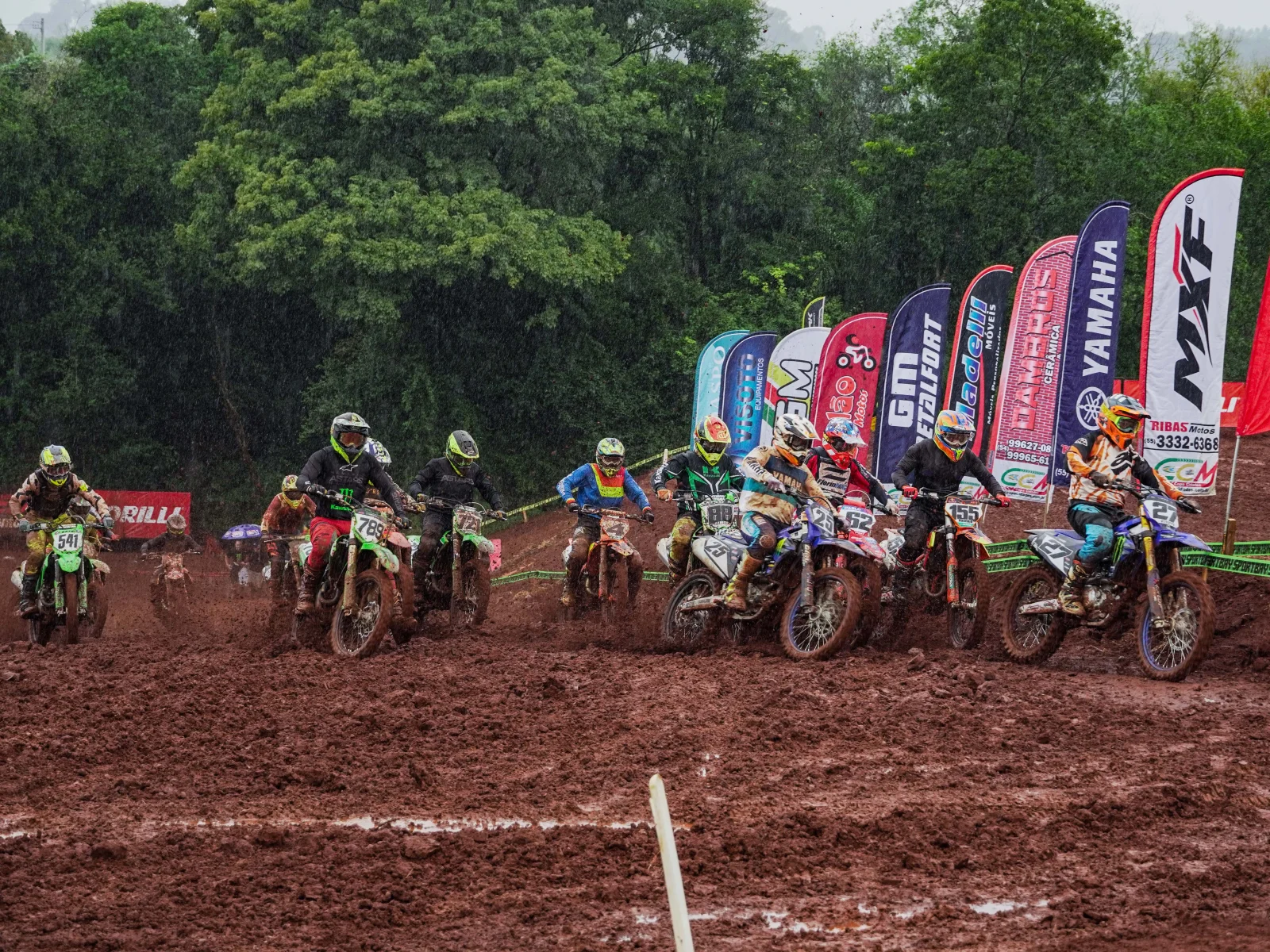 Imagem Chuva marca o sábado da 2ª etapa do Gaúcho de Motocross