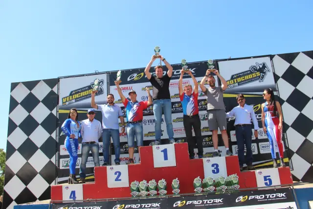 Imagem Pro Tork Gaúcho de Motocross faz a festa no Parque da FENACHIM nos 39 anos do MOCVA.